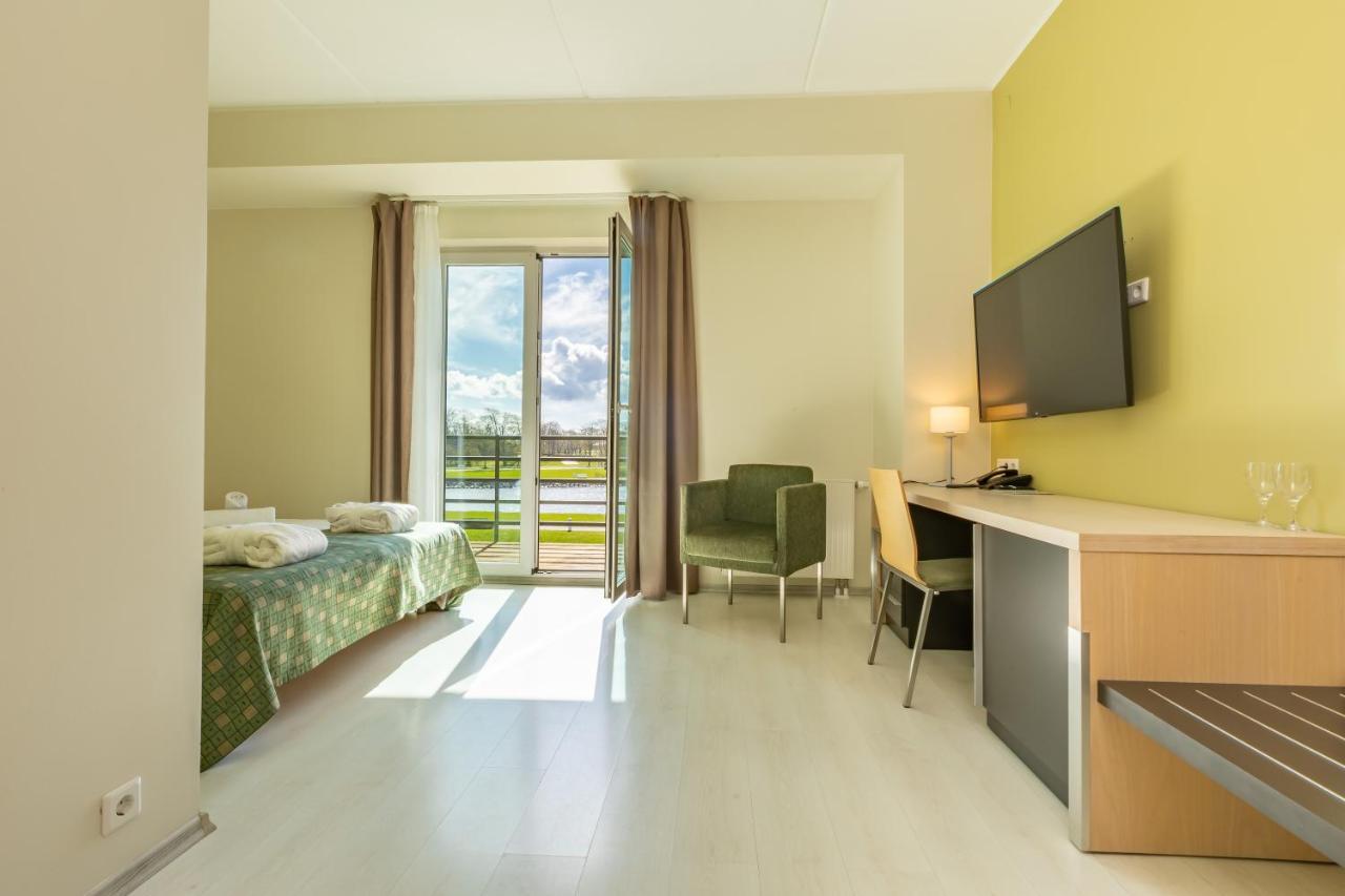 Meri Seaside & Hotel