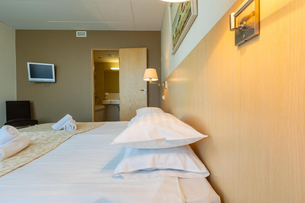 Meri Seaside & Hotel Kuressaare