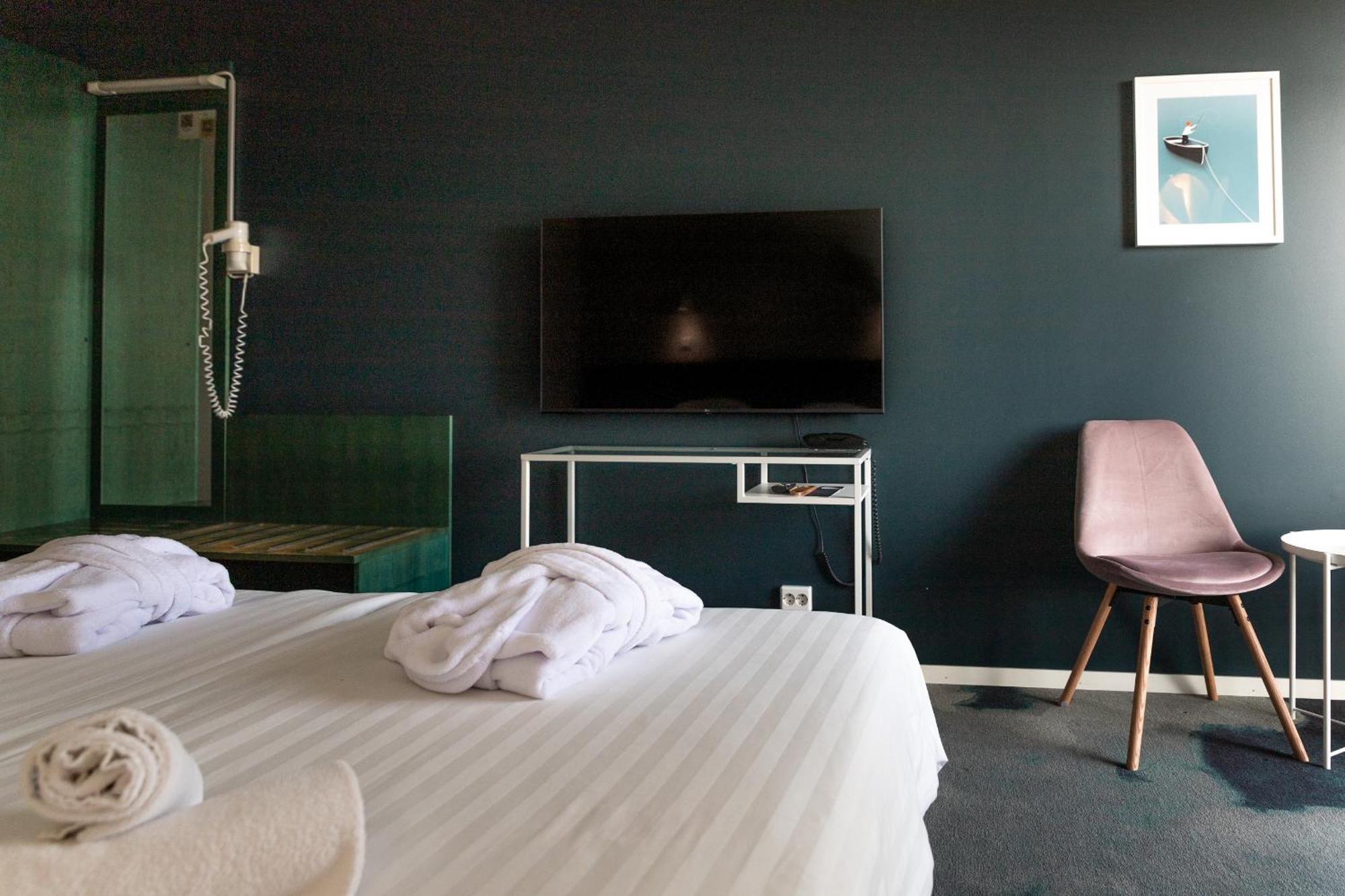 Meri Seaside & 3* Kuressaare