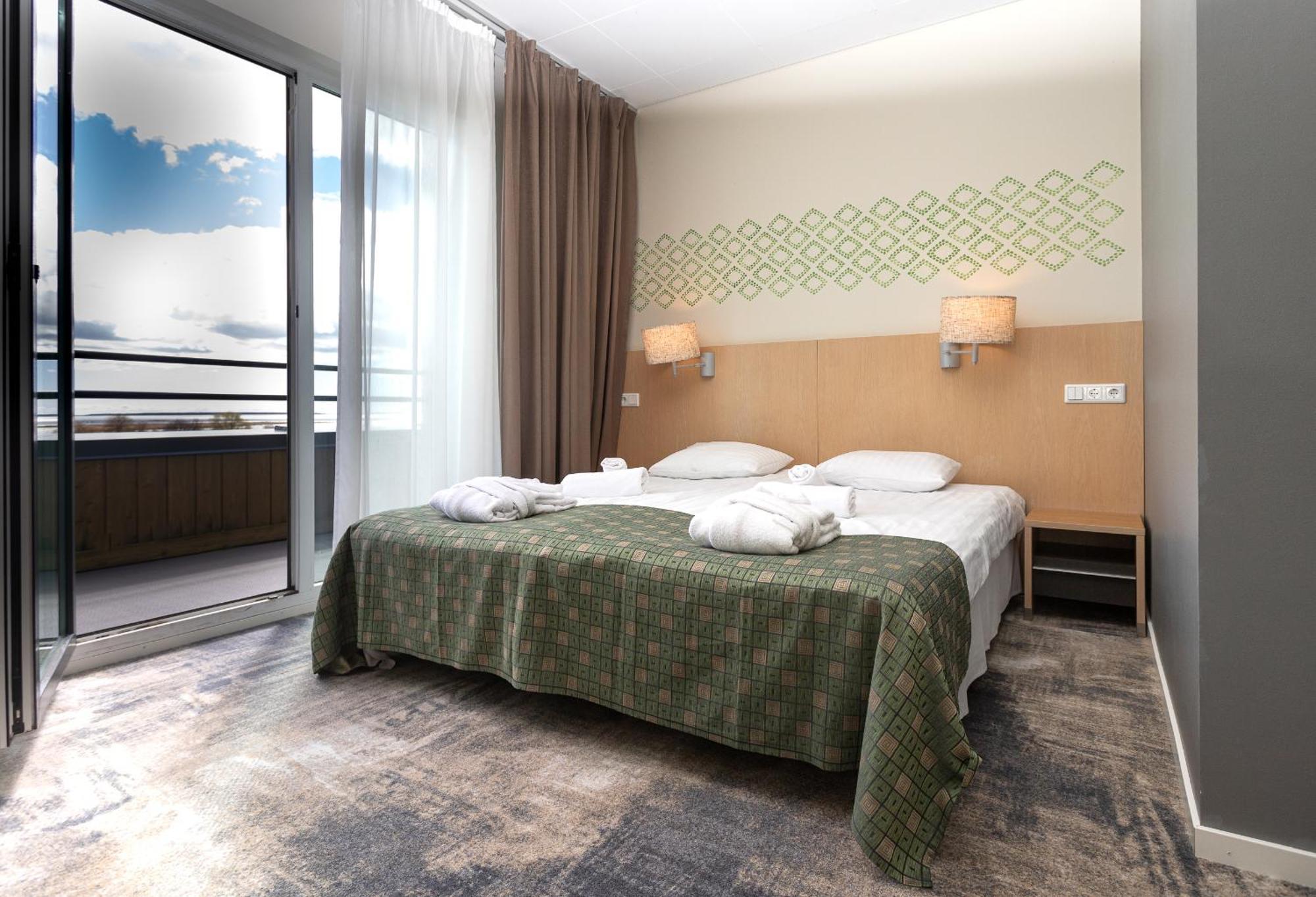 Hotell Meri Seaside &